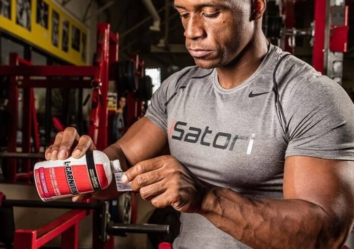 O-que-é-a-L-Carnitina-para-que-serve-efeitos-colaterais-e-como-tomar-696x491 L-carnitina emagrece. Fonte: Dicas de Treino