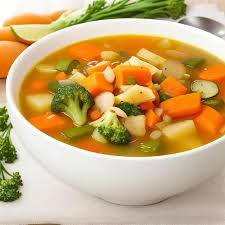 download (3) Jantar leve com sopa e legumes para evitar estômago estufado à noite.