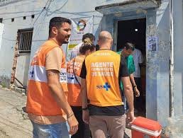 images (13) equipe de saúde atuando em prevenção na comunidade