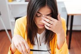 download (24) Pessoa demonstrando cansaço e falta de energia