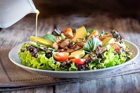 download (32) Jantar leve e saudável em dia de calor intenso