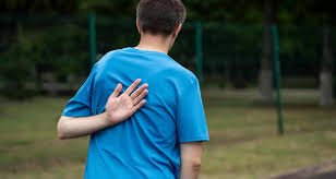 download (32) Dor Torácica Posterior Sem Esforço? Descubra as Causas Ocultas e Como Aliviar o Desconforto nas Costas!