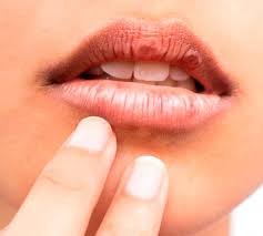 download (41) Boca seca durante a noite