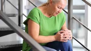 download (5) Dor no joelho ao descer ladeiras durante caminhada