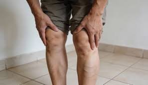 download (35) pessoa com sensação de corpo pesado ao longo do dia