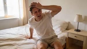 download (5) Sensação de desmaio ao levantar da cama